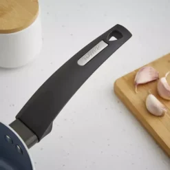 Cerasure 18cm Non-Stick Saucepan 19 Cerasure 18cm Non-Stick Saucepan -Kitchen Supplies Store fit 1640